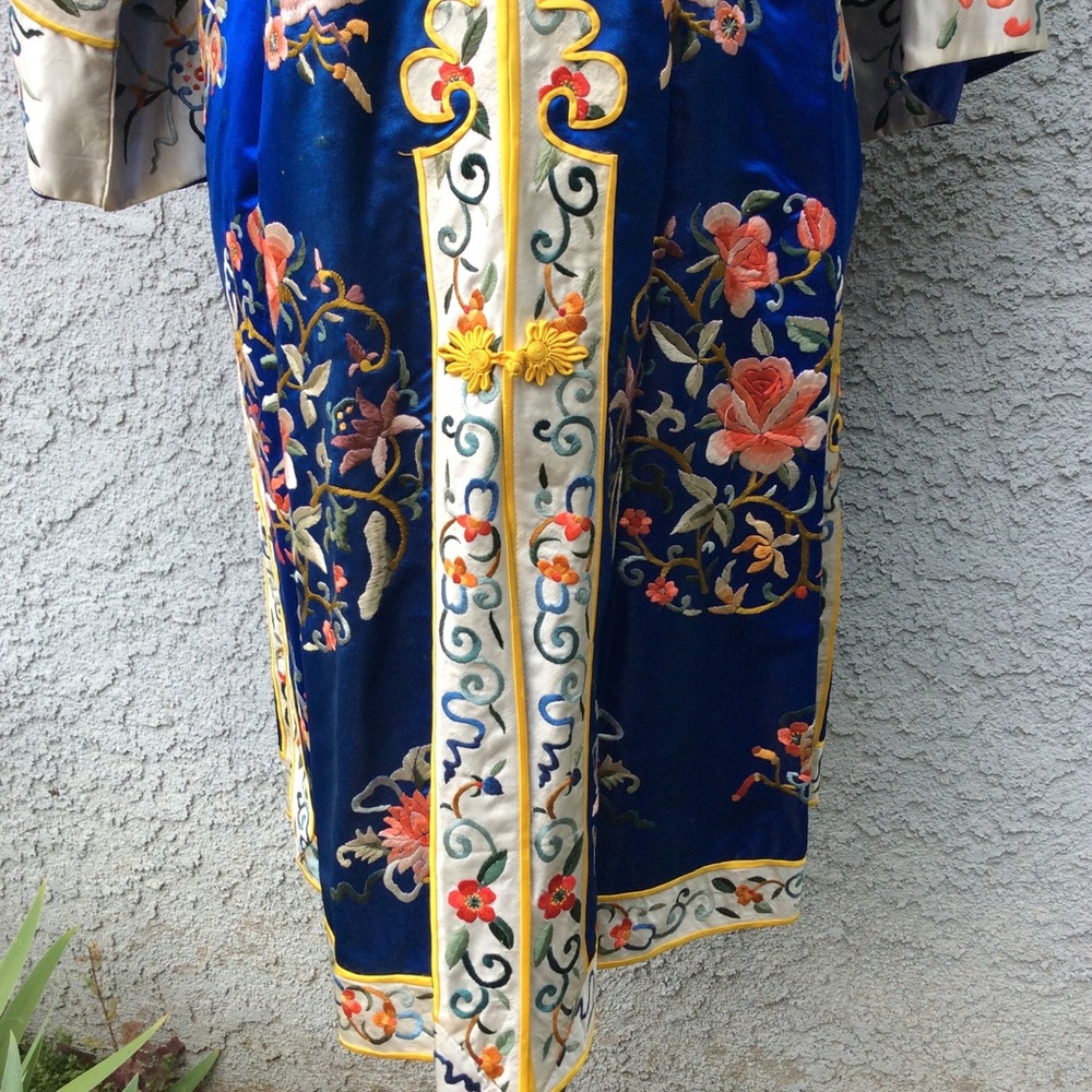 Vintage Esme Chinese Floral Embroidered Royal Blue Kimono Dress Robe Long Coat - Picture 2 of 8